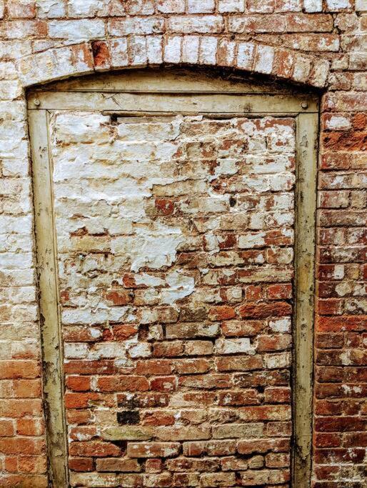Medieval Roots And Harry Potter Townhouse - Hiking Near Ludlow ลีโอมินสเตอร์ ภายนอก รูปภาพ